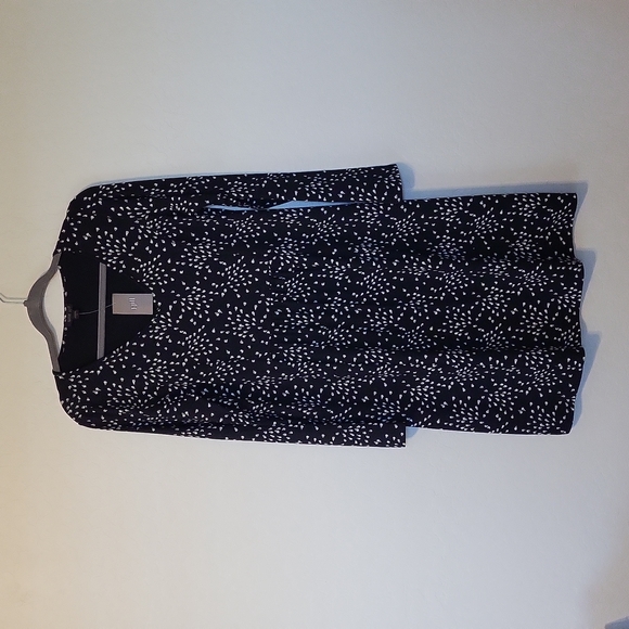 J.Jill Wearever Collection Black Ivory Dress Long Sleeves V-Neck Size Small - Picture 1 of 12